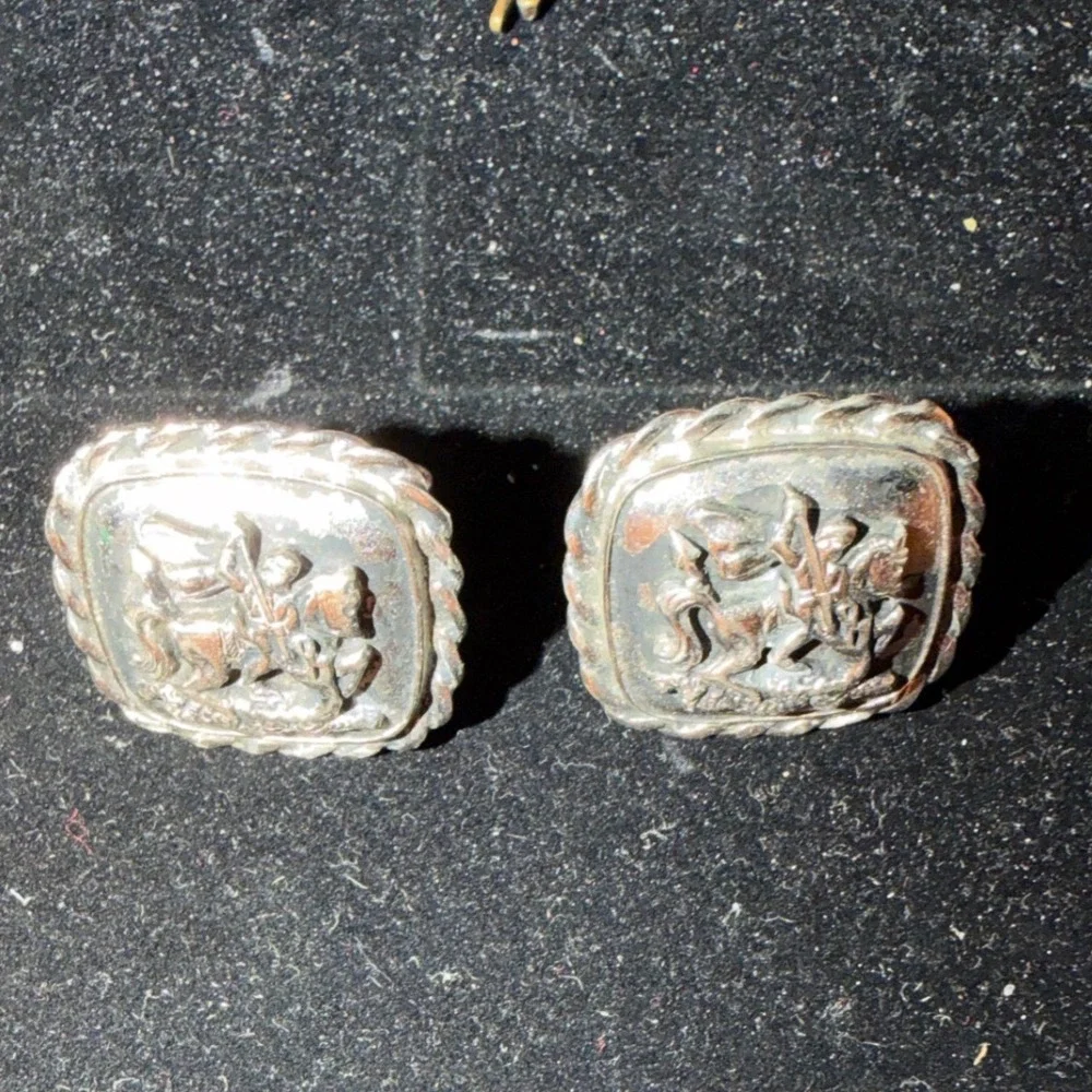 Vintage Saint George Slaying Dragon Cufflinks Silver Tone Heraldic Knight Square